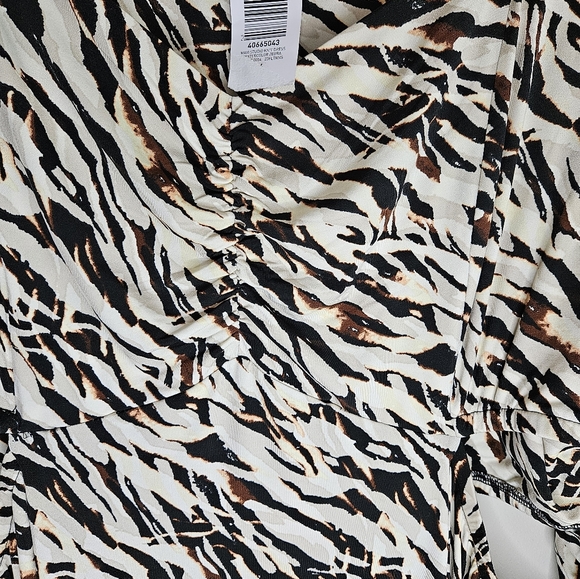 NEW TORRID‎ Dress Midi Studio Knit Zebra Print Stretch Side Slit Womens Size 4XL - Picture 7 of 8